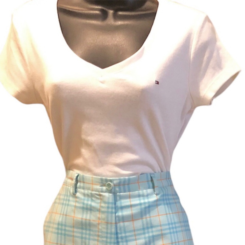 Tommy Hilfiger 100% Cotton Tee Shirt. Size M.